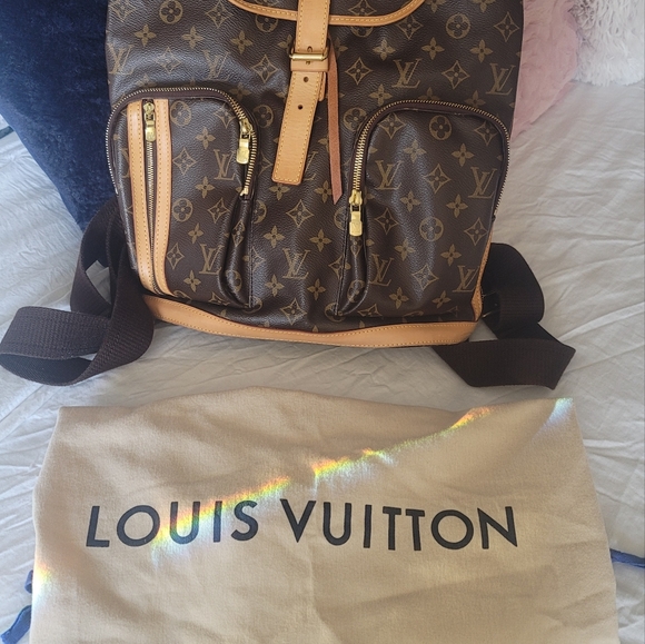 Louis Vuitton Bosphore Backpack - Picture 11 of 16